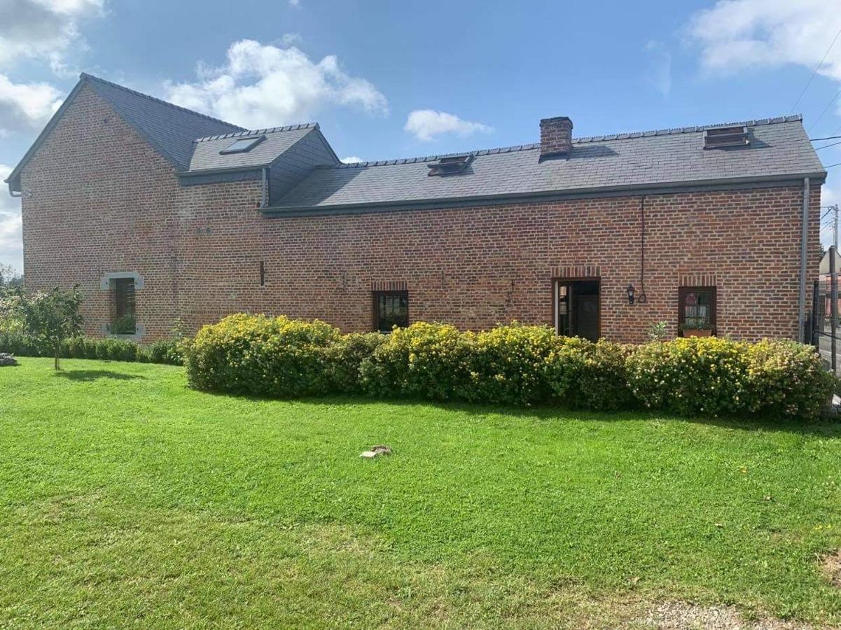 La Petite Maison Bienne-lez-Happart Zewnętrze zdjęcie